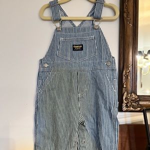 Osh kosh vintage overalls! Sizing would fit 2t-3t